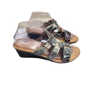 NWOB Vionic Radia women's size 8 multi snakeskin leather wedge strappy sandals